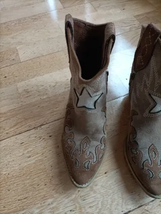 Botines camperos Corina beige/marrón Talla 37