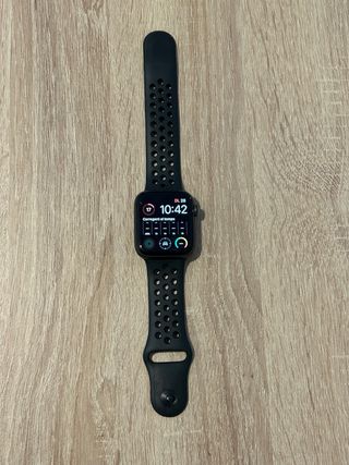Apple Watch SE 44mm Nike