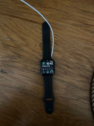 Apple Watch SE 44mm Nike