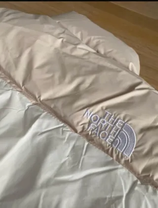 The North Face Puffer Jacket Beige/Blanco