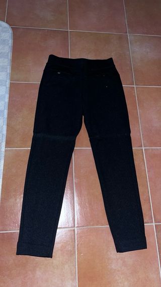 Pantalones negros