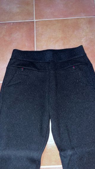 Pantalones negros