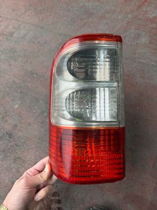 Pilotos Traseros Nissan Patrol GR Y61