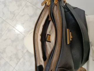 Bolso Guess Negro Mujer