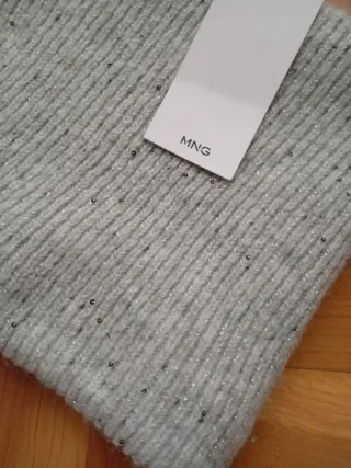 Cuello punto lentejuelas Mango