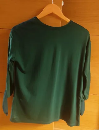 Camisa Stradivarius adornos perlas Talla S