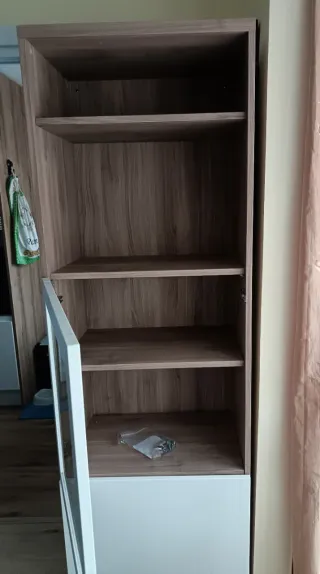 Estantería Vitrina Besta Ikea Madera y Cristal