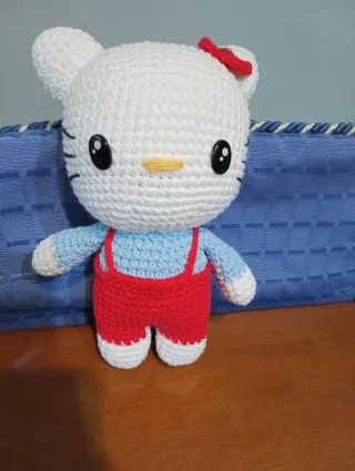 Peluche Hello Kitty Amigurumi 23 cm