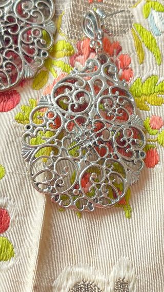 Pendientes Regionales Plateados