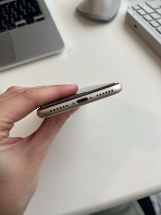 iPhone SE 2022 64GB Bianco Stella