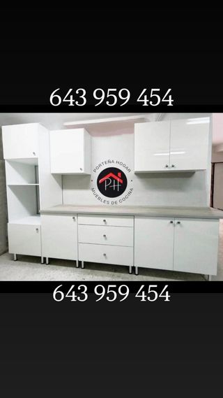 Muebles de cocina nuevos empaquetados!