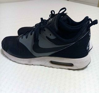 Zapatillas Nike Air Max TAVAS Talla 41
