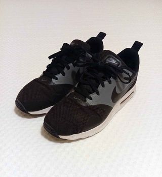 Zapatillas Nike Air Max TAVAS Talla 41