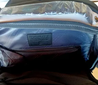 Mochila BanGe Blanca y Negra