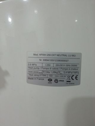 Bomba de calor Aerotermia, calentador NUOS 250