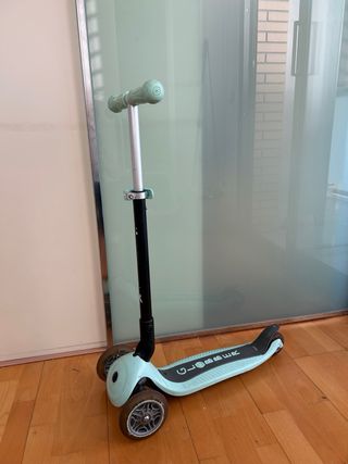 Patinete 3 ruedas con silla desmontable Globber