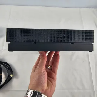 Xbox One X Gold Rush 1TB