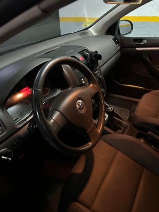 Volkswagen Golf 2004