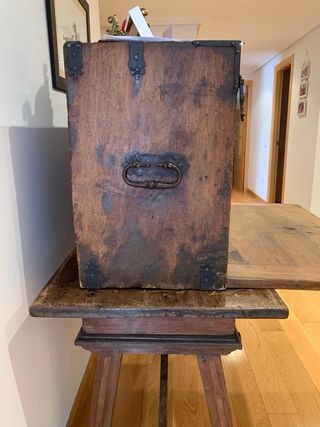 Bargueño SXVII y mesa matancera SXVIII