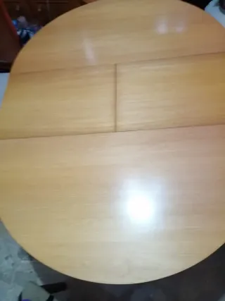 Mesa redonda cristal ahumado extensible