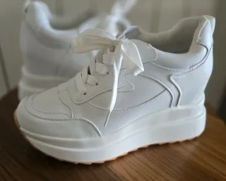 Bambas Shein con tacón interior 8cm