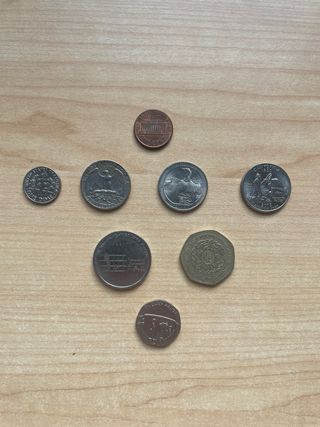 Colección de monedas variadas