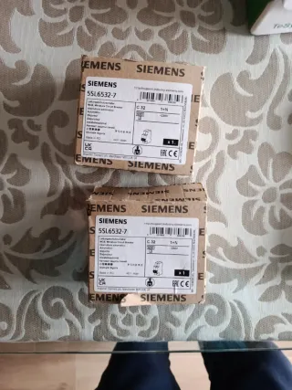 2 unidades Siemens 5SL6532-7 MCB C32 1+N 230V