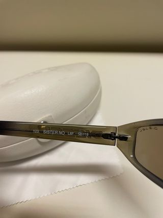 Gafas de sol oscuras