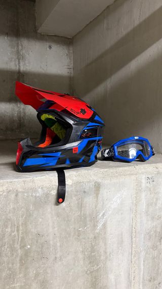 Casco Motocross Falcon Yamaha