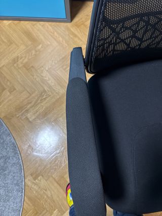 Silla de estudio ergonómica negra