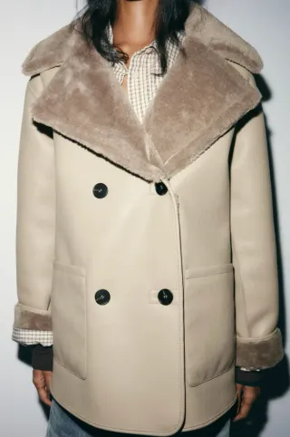 Abrigo reversible Zara