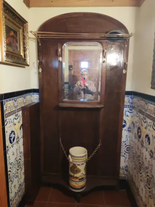 Paragüero antiguo restaurado