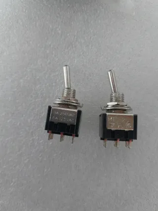 Interruptores Palanca MT5 6A 250VAC