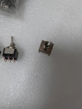 Interruptores Palanca MT5 6A 250VAC