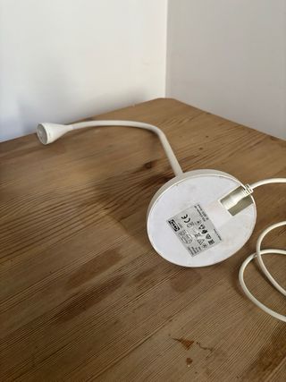 Lámpara de mesa IKEA NAVLINGE blanca