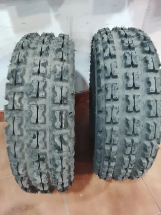 Cubiertas Quad 21x7-8