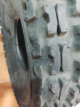 Cubiertas Quad 21x7-8