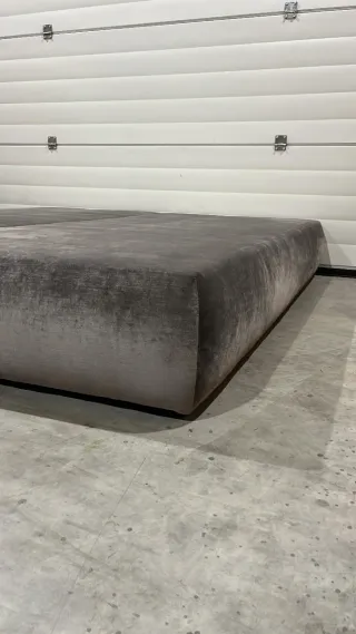 Cama Matrimonio Gris Terciopelo 190x205x30cm