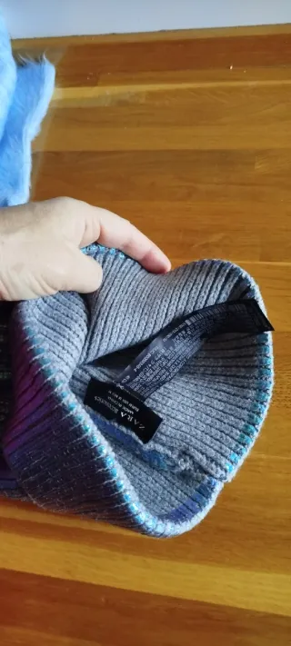 Gorro y bufanda azul celeste