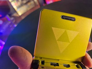 Game Boy Advance SP Dorada