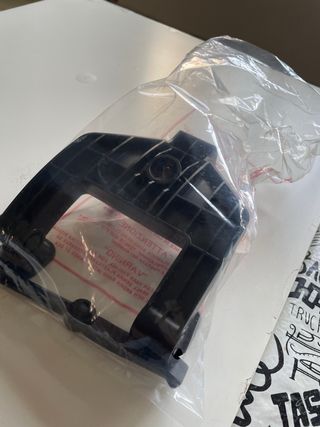 Volante Hori PS4/PS5 Inalámbrico