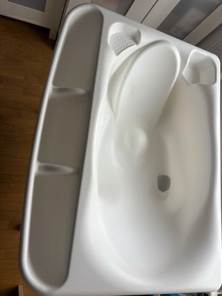 Bañera de plástico para bebé con soporte