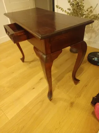 Mesa escritorio estilo clásico caoba