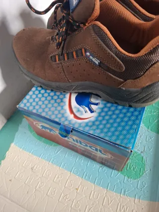 Botas de trabajo Anibal Marrón
