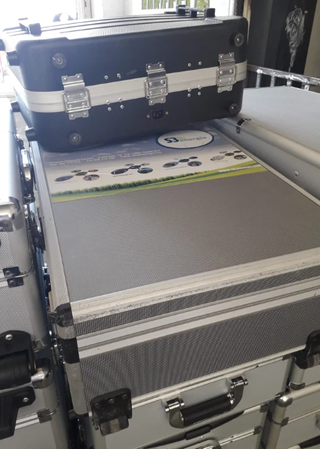 Maletín de herramientas con ruedas