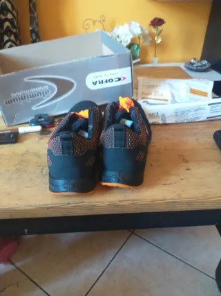 Scarpe uomo infortunistica nere e arancioni 43