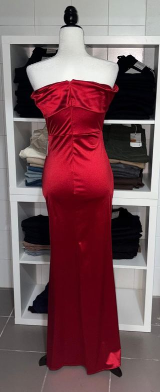 Vestido elegante rojo satinado talla única(S aprox