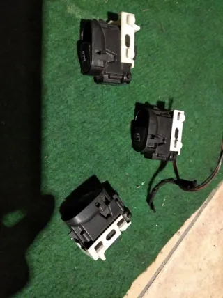 Interruptor Puertas CLK W209 Delanteras y Traseras