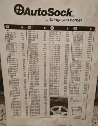 Cadenas de nieve de Tela Autostock 62