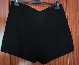 Bermudas negras con cremalleras